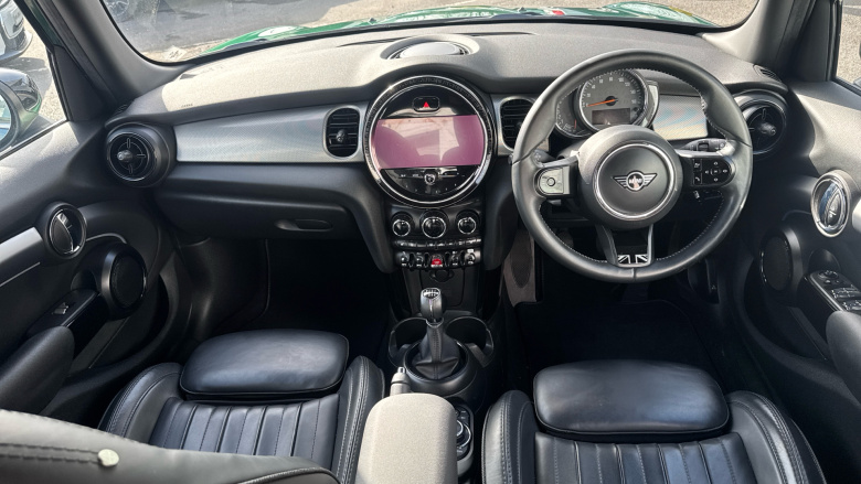 MINI Hatchback 1.5 Cooper Exclusive 5dr Petrol Hatchback